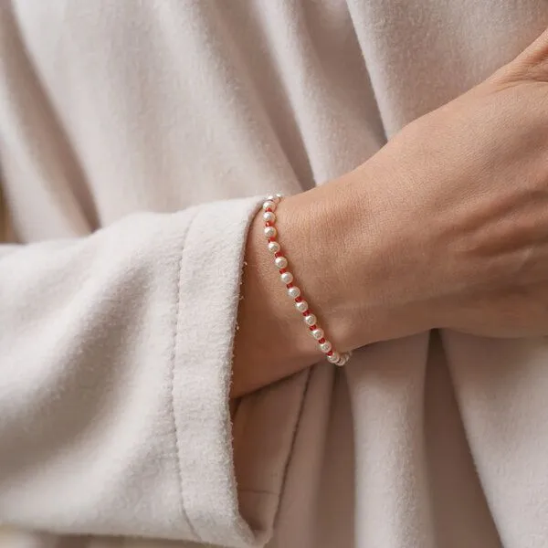 juni juni Perlenarmband "Faye" mit verstellbarer Schiebeperle aus recyceltem Gold oder Silber – Produktbild 3 von 4