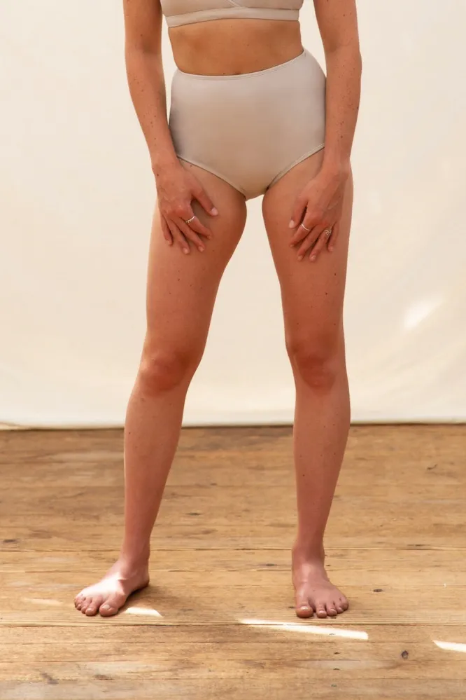 MATONA MATONA Damen vegan Bikini Bottom Oat, Beige, – Produktbild 2 von 2