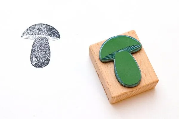 STUDIO KARAMELO STUDIO KARAMELO Stempel Pilze, verschiedene Motive Buchenholz – Produktbild 1 von 6