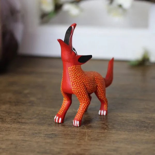 Mitienda Shop Mitienda Shop Alebrije aus Holz Hund rot – Produktbild 3 von 3
