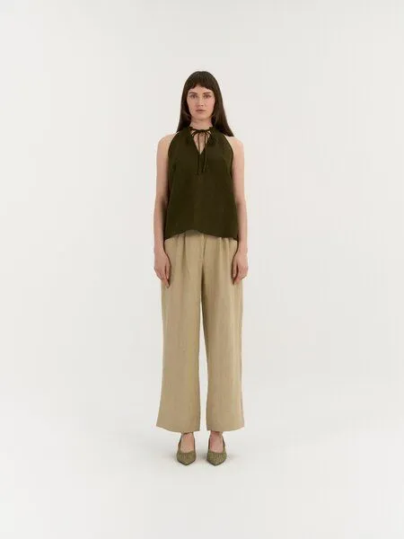 AmourLinen AmourLinen Leinen-Top mit Schleifenausschnitt AMORA, Deep olive (grün), – Produktbild 1 von 1