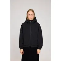 Mazine Mazine leichte Jacke aus recykeltem Plastik, Schwarz, – Produktbild 1 von 1