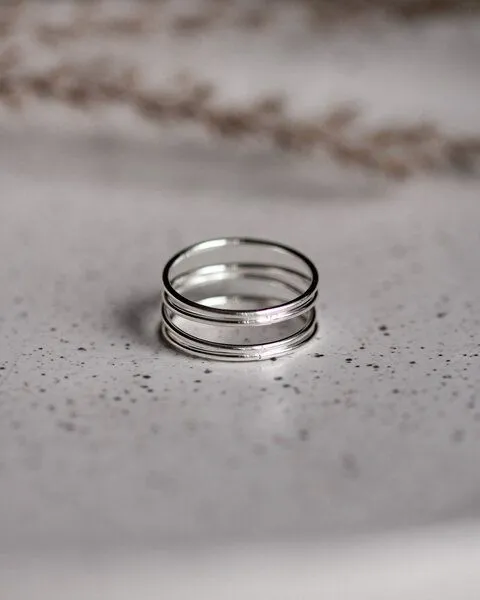 lille mus lille mus Ring 'Loop Basic' 925 Silber, Silber, – Produktbild 3 von 4