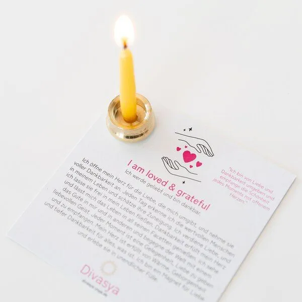 Divasya Divasya Geschenkset | 20-Minuten-Kerzen für Meditation & Achtsamkeit | I am loved & grateful – Produktbild 4 von 4