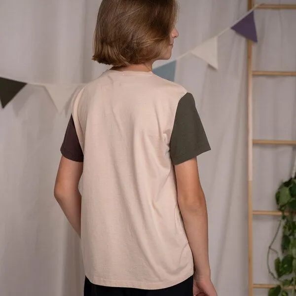 Vresh Clothing Vresh Clothing Mini Avve - 3-Farbiges Kinder T-Shirt aus Biobaumwolle, Beige/olive/braun, – Produktbild 2 von 4