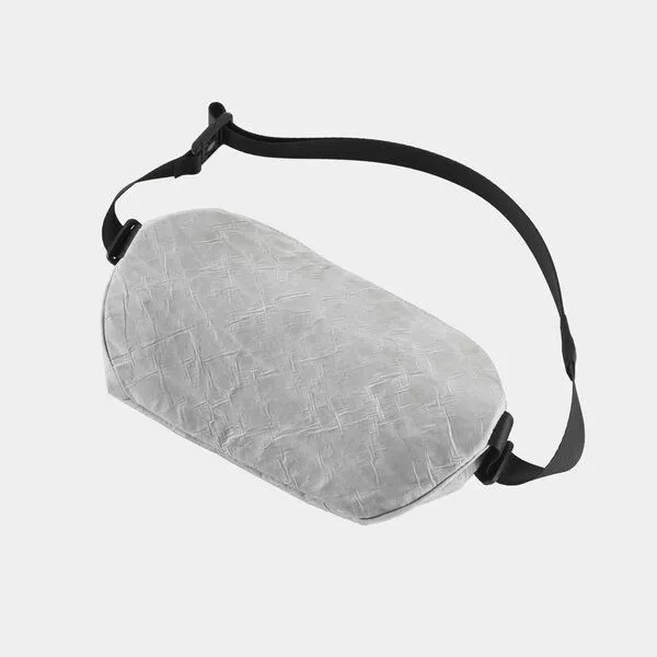 Airpaq Airpaq Große Bauchtasche 'Hip bag' aus Autoschrott, Cloudy, – Produktbild 2 von 4