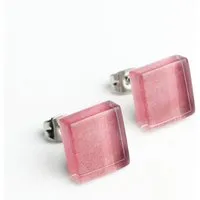 ALEXASCHA ALEXASCHA Minimalistische Ohrstecker, klein, aus Glas | PUREFORM, Rosenquarz rosa, – Produktbild 1 von 1