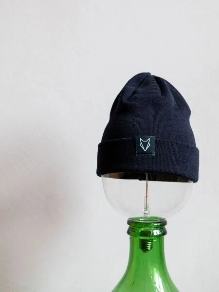 VEROIKON VEROIKON Merino-Beanies Fuchsbau, Marine, – Produktbild 1 von 1