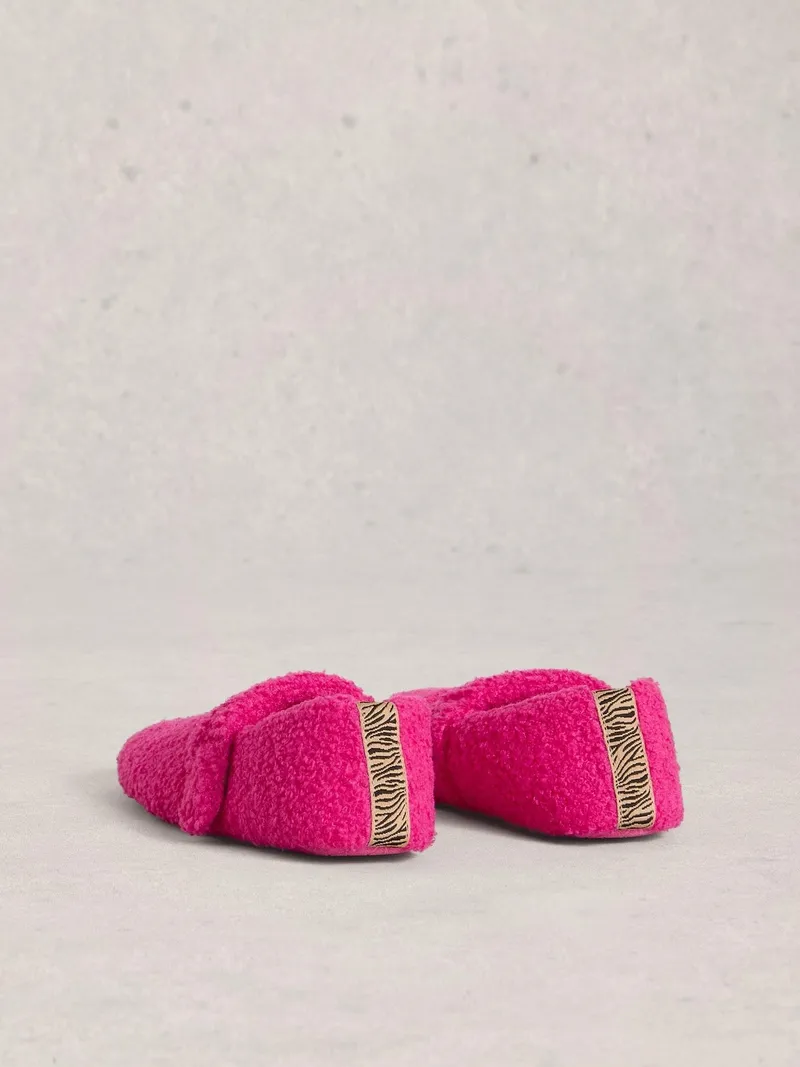 White Stuff Mary-Jane Hausschuhe aus Teddyfell - L, Leuchtend rosa, – Produktbild 4 von 4
