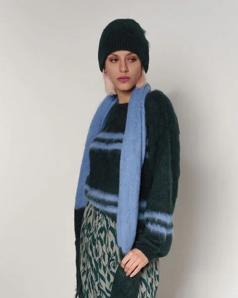 Alma & Lovis Alma & Lovis Flauschiger Strickschal aus gebrushter Alpakawolle | Brushed Scarf, Bleu (blau-grün), – Produktbild 1 von 3