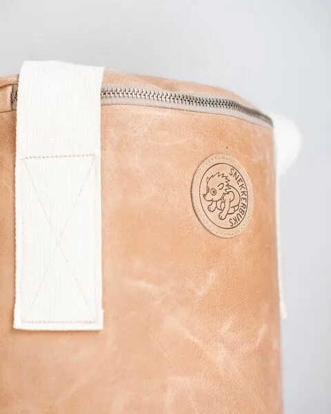 Snekkerbuks Snekkerbuks Handgearbeiteter Boxsack aus Leder, Cognac, – Produktbild 3 von 3
