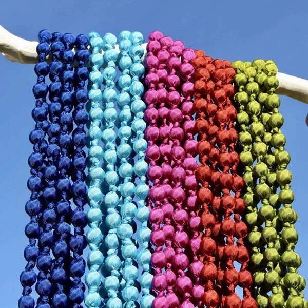 Schönes aus Indochina Schönes aus Indochina Seidenkette mit Knoten, Grün, – Produktbild 2 von 4