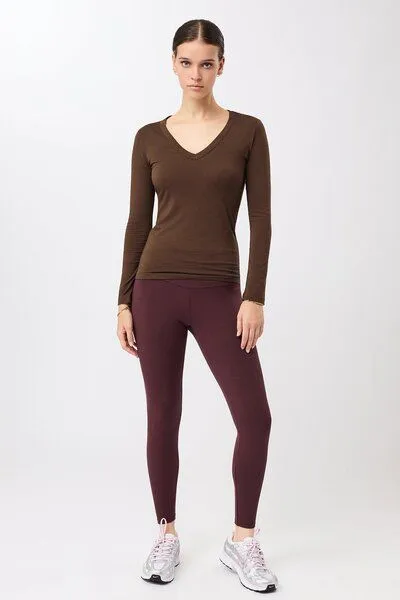 mandala mandala Slim V-Neck, Wilderness (braun), – Produktbild 3 von 3