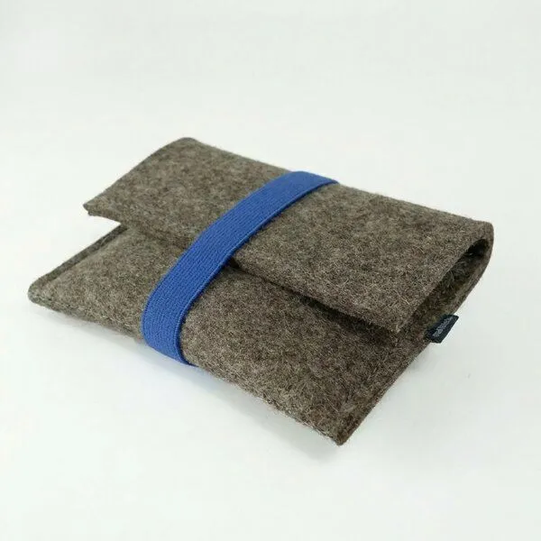 matilda k. manufaktur matilda k. manufaktur Kabel Organizer aus Wollfilz 'otto' in 2 Größen, Braun, – Produktbild 4 von 8