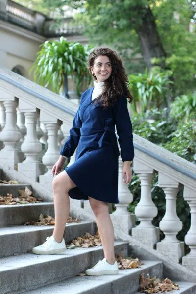 ManduTrap ManduTrap Herbstkleid aus Bio-Baumwolle – Nachhaltiges Wickelkleid aus Cord – Winterkleidkleid, Grün, – Produktbild 2 von 4