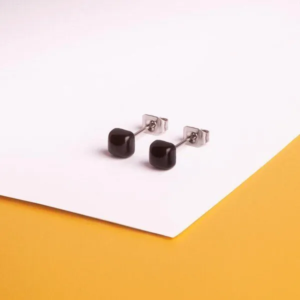 ALEXASCHA ALEXASCHA Geometrische Ohrstecker, Onyxschwarz (schwarz), – Produktbild 2 von 2