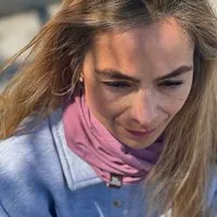 Liebe Deinen Planeten Liebe Deinen Planeten Multi Loop vegane Naturfaser in 3 Größen, viele Farben für Damen und Herren, Multifunktions Schlauchschal aus Modal Jersey TencelTM, Rosenholz, – Produktbild 1 von 1