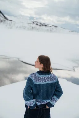 Kopyto Kopyto DACHS RWS – Damen-Wollpullover mit Beskiden-Muster – Produktbild 1 von 1