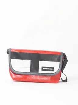 Freitag Freitag F41 Hawaii Five-O - red white black (000004289579) – Produktbild 1 von 1