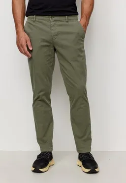 recolution Herren Chino aus Bio-Baumwoll Mix - KELP - recolution – Produktbild 1 von 1