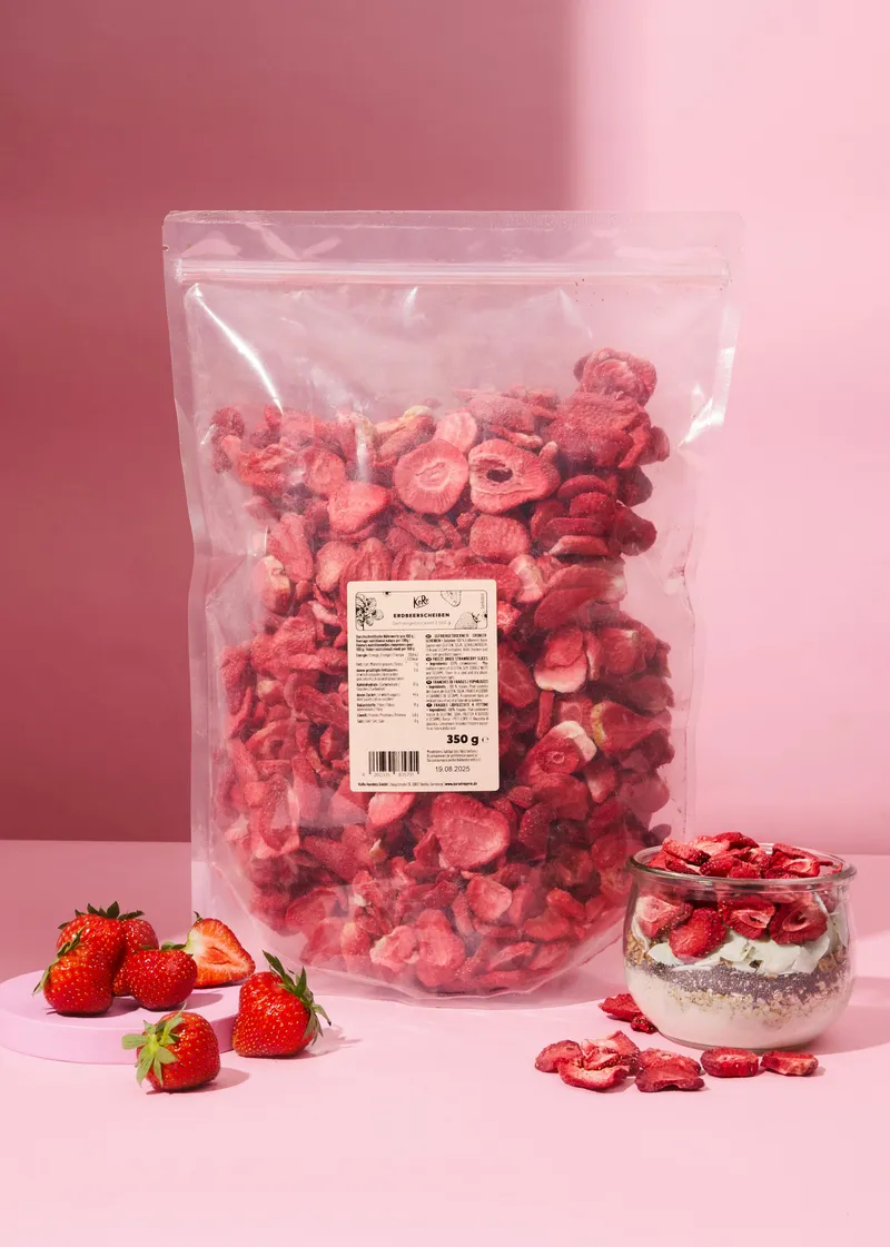 KoRo Gefriergetrocknete Erdbeerscheiben 350 g – Produktbild 1 von 5