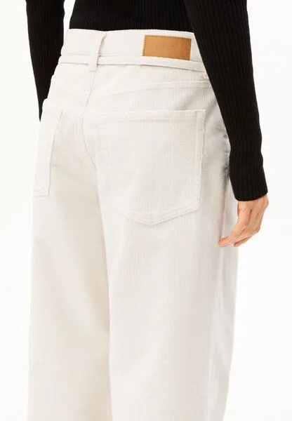 ARMEDANGELS ARMEDANGELS ASTRAEAAS CORDUROY Damen Cordhose aus Bio-Baumwoll Mix, Oatmilk, – Produktbild 3 von 4