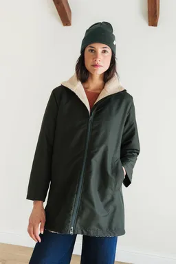 TWOTHIRDS TWOTHIRDS Damen vegan Jacke Zafiria Waldgrün – Produktbild 1 von 1