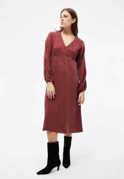 Givn Berlin Givn Berlin Midi Kleid GBANISSA aus Cupro (Bemberg), Cranberry, – Produktbild 1 von 4