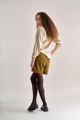 KOMODO KOMODO Damen vegan Kurze Hose Cord Lima Olive – Produktbild 1 von 1