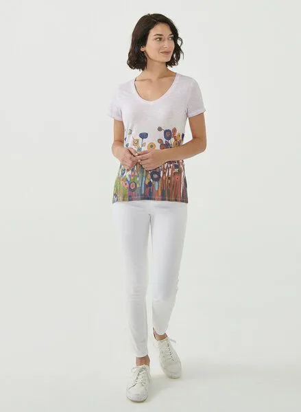 ORGANICATION ORGANICATION Cold Pigment Dyed T-shirt aus Bio-Baumwolle mit Blumen-Print, Lavender fog, – Produktbild 2 von 4