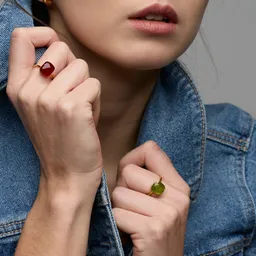 Amadeus Amadeus Damen vegan Ring Sophia Roter Granat Gold – Produktbild 1 von 1