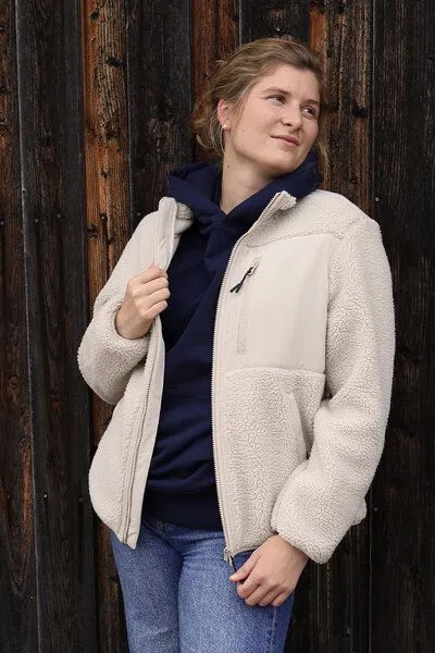 Kultgut Kultgut ProEarth- New Recycling Generation - Kuschelige Sherpa Fleecejacke / With Love, Beige, – Produktbild 4 von 4