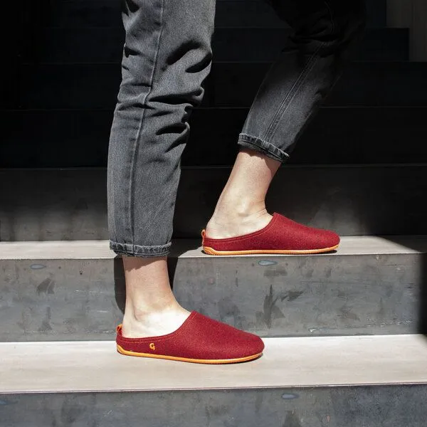 Gottstein Gottstein Filz-Hausschuh Wool Slide-in für Damen & Herren - Pantoffel aus 100% recycelter Schurwolle mit Gummisohle & Komfort-Einlagesohle, Rot, – Produktbild 2 von 4