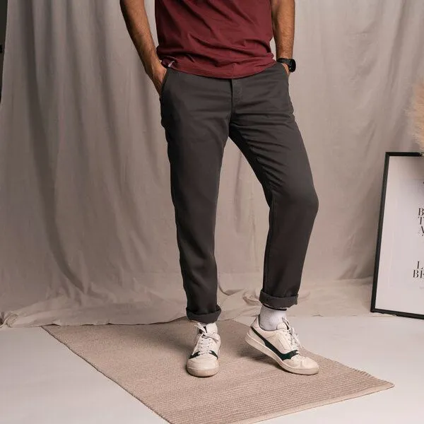 Vresh Clothing Vresh Clothing Vabian - Chino Hose aus TENCEL (TM) Lyocell, Grau, – Produktbild 1 von 4