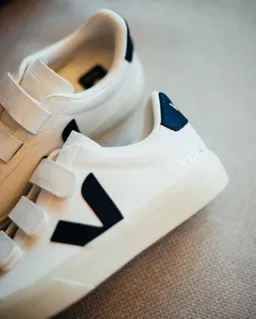 Veja Veja Recife Leather – Produktbild 1 von 1