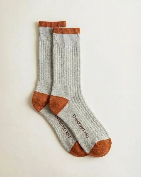 thinking mu thinking mu Socken Axel, Grau (grey melange), – Produktbild 2 von 2