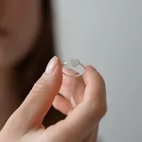 BELLYBIRD Jewellery BELLYBIRD Jewellery Ring mit geschlossenem Herz, 925 Silber, vergoldet – Produktbild 1 von 1