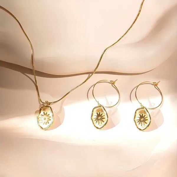 ELEKTROPULLI ELEKTROPULLI Kette 1mm schmal mit BOHO Anhänger, Set mit Ohrringen, Gold, – Produktbild 8 von 8