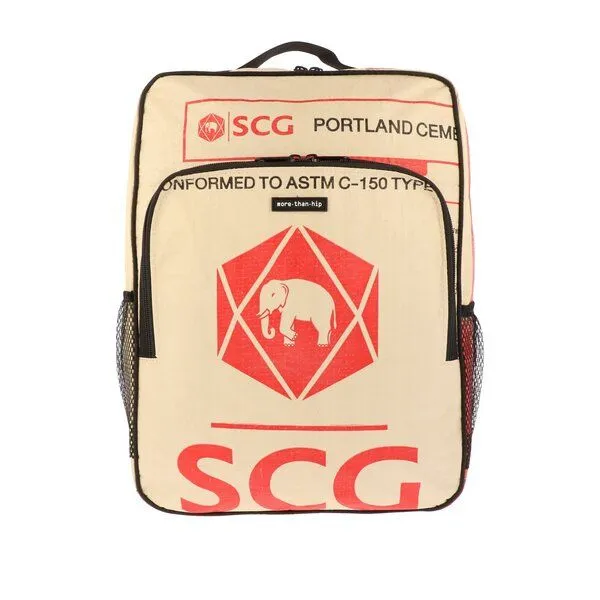 MoreThanHip MoreThanHip Laptop-Rucksack 15,6 Zoll aus recycelten Zement- oder Fischfuttersäcken - Trong, Rot - elefant, – Produktbild 1 von 4