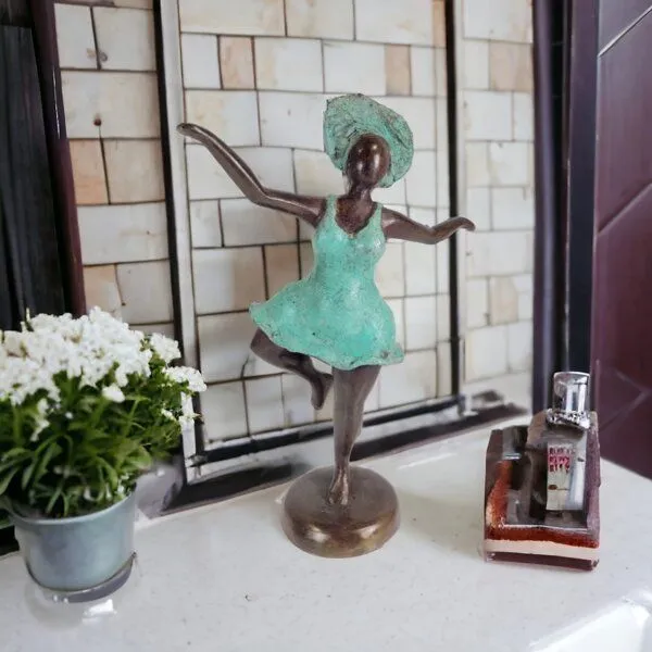 Moogoo Creative Africa Moogoo Creative Africa Bronze-Skulptur "Bobaraba Danseuse" by Alain Soré | 1kg 24cm | Unikate, Blau, – Produktbild 1 von 2