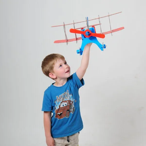 DAS PAPPHAUS DAS PAPPHAUS Flugzeug aus Pappe – Produktbild 3 von 5
