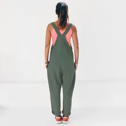 The Driftwood Tales The Driftwood Tales Damen vegan Jumpsuit Smaragdgrün – Produktbild 1 von 1