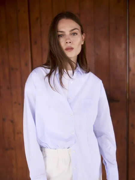 WOTE WOTE Oversized Bluse aus Organic Cotton, Bleu, – Produktbild 1 von 2