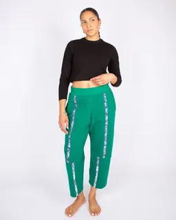 ÆVRIL ÆVRIL Damen Yogashirt // Schwarz // Bio-Baumwolle – Produktbild 1 von 1