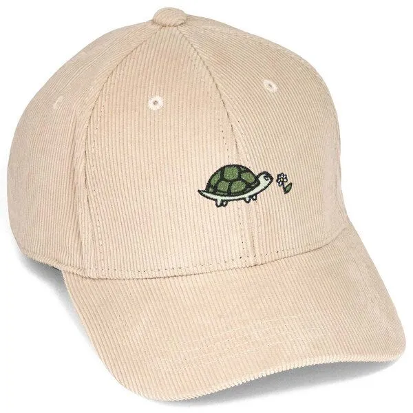 LIGARTI Bestickte Cord Cap – Lars die Schildkröte – LIGARTI Tiermanufaktur, Sand, – Produktbild 1 von 4