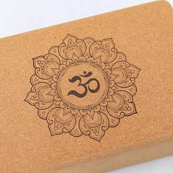Divasya Divasya Yogablock "natural touch" aus Kork / mittlere Größe / abgerundete Ecken, Natural, – Produktbild 7 von 8