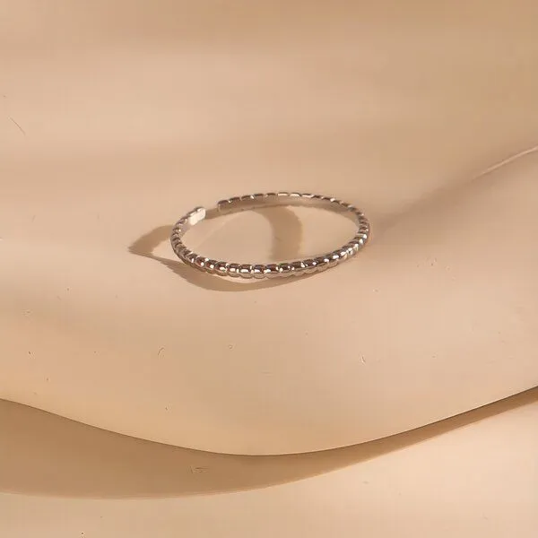 ELEKTROPULLI Größenverstellbarer Fine Ring 1,3mm schmal, ca. Ø 17 - 19mm von Elektropulli, Silber, – Produktbild 2 von 4
