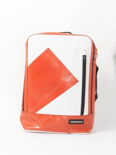 Freitag Freitag F306 HAZZARD - red white (000004462873) – Produktbild 1 von 3