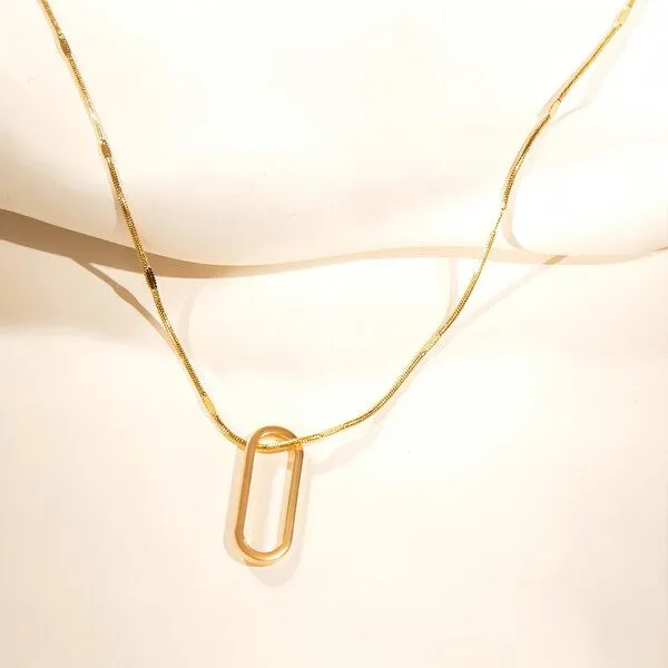 ELEKTROPULLI ELEKTROPULLI Kette 1mm schmal mit grafischem Oval Anhänger, Set mit Ohrringen, Gold, – Produktbild 1 von 4
