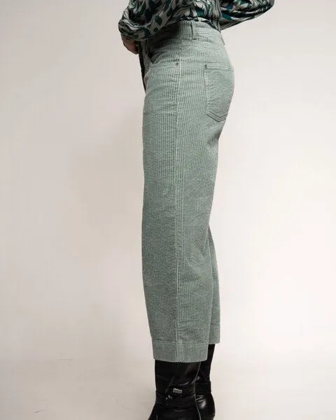 Alma & Lovis Alma & Lovis Softe Breitcord-Culotte aus Bio-Baumwolle | Cablecord Culotte, Blaugrün (aloe), – Produktbild 3 von 4